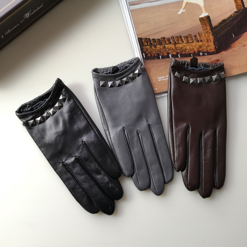 女性のための本革の手袋,絹のような裏地,ショートスタイル,機 - Leather Driving Glove のレビューと価格